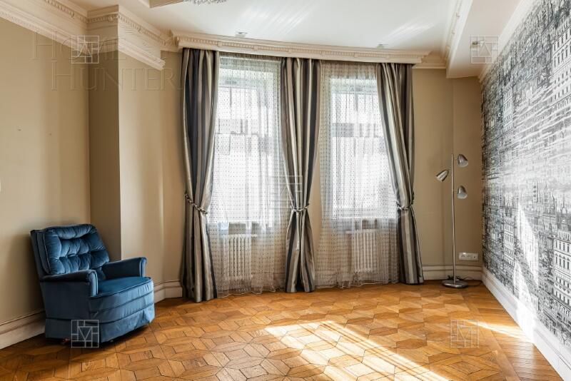 3-КОМН. КВАРТИРА С ОТДЕЛКОЙ 163 М² НА 3 ЭТАЖЕ