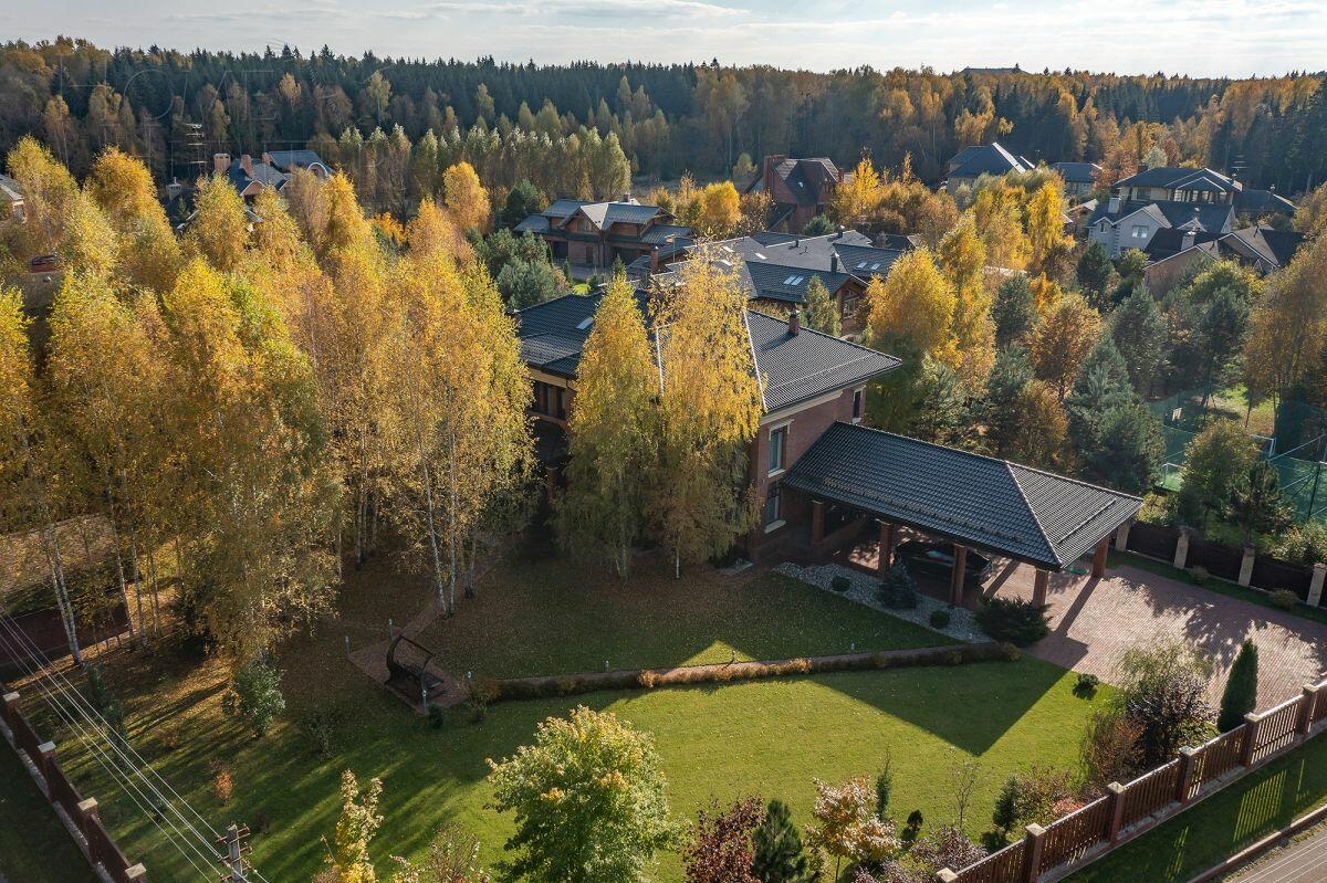 2-этажный коттедж 530 м² с отделкой