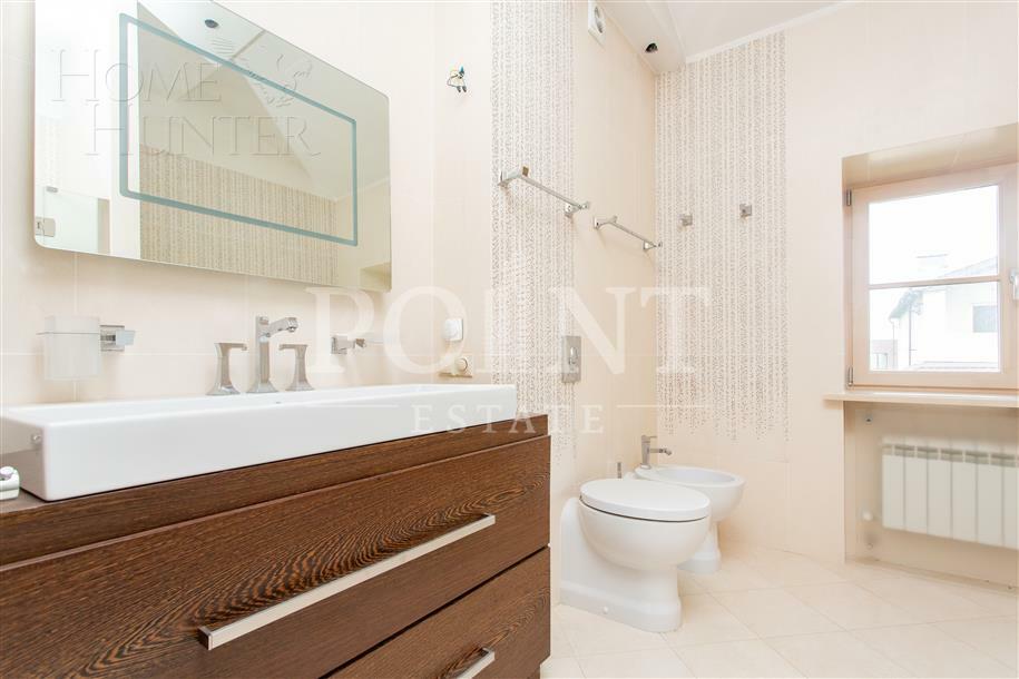 2-этажный коттедж 1 450 м² с отделкой