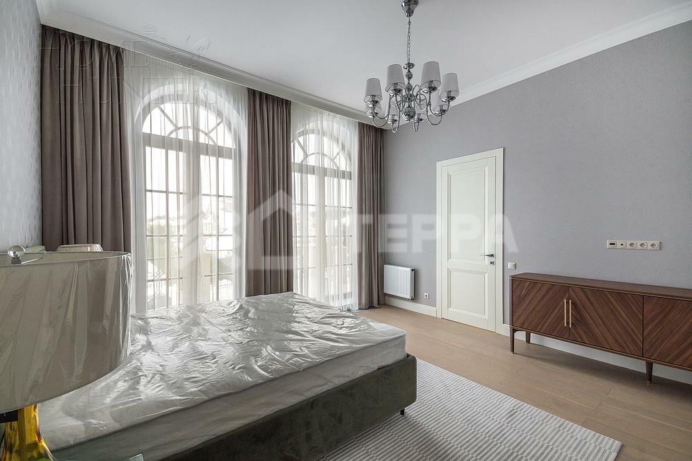 КОТТЕДЖ 380 м² с отделкой