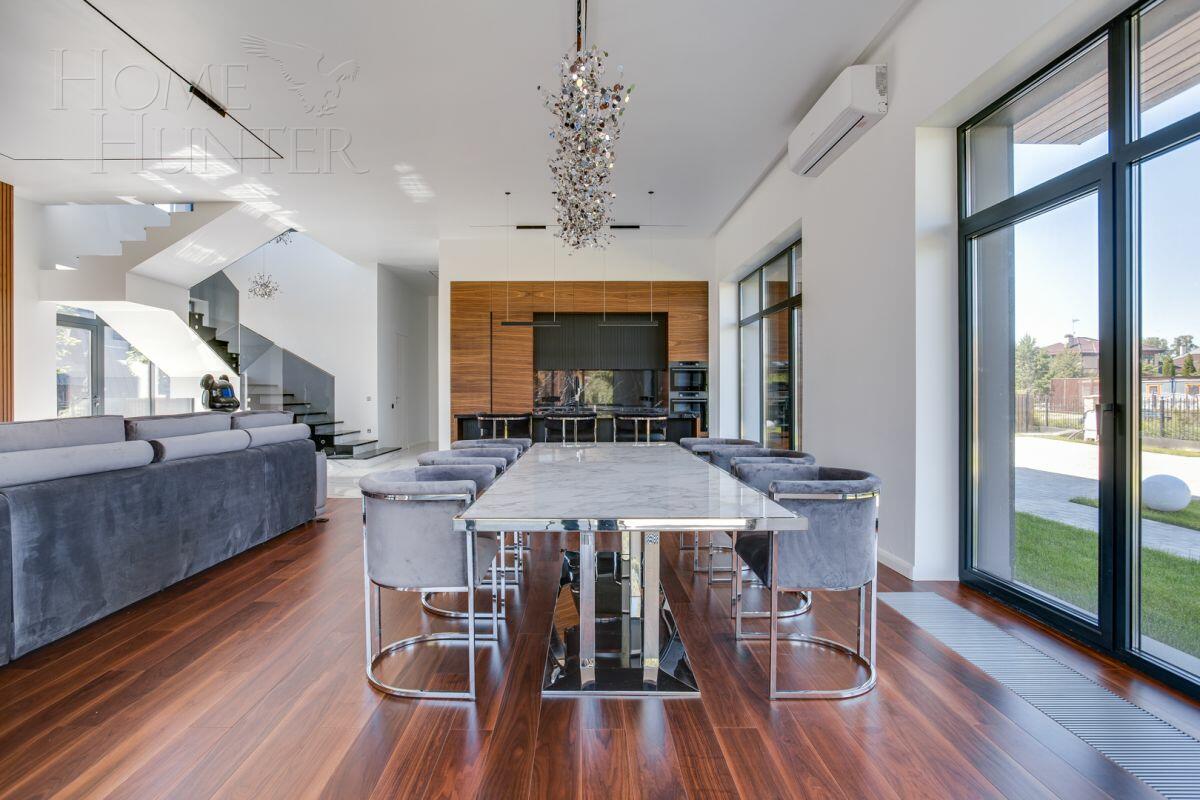 2-этажный коттедж 545 м² с отделкой