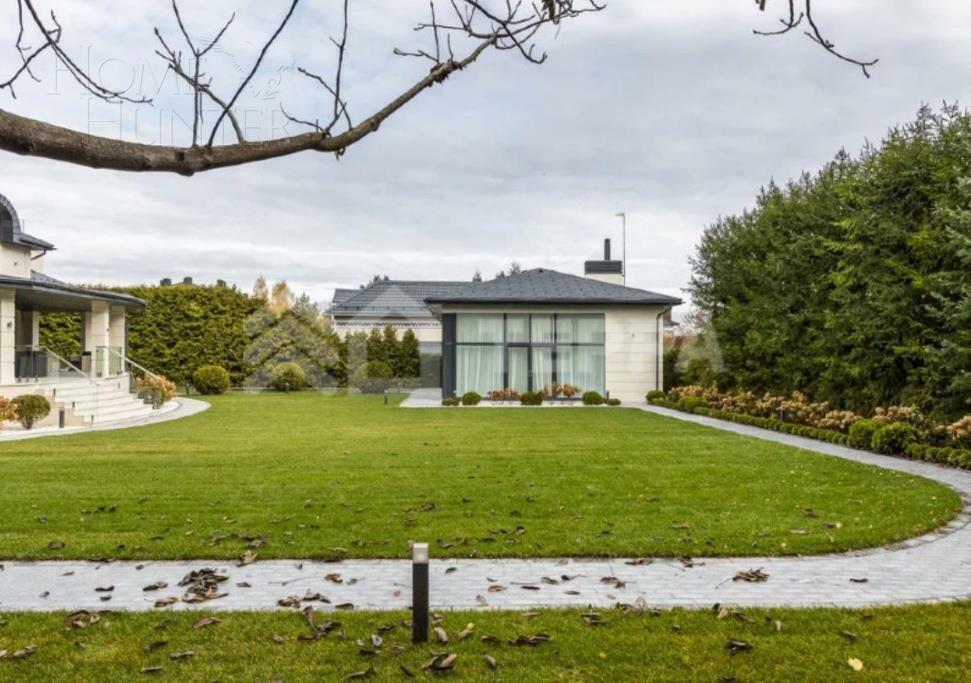 2-этажный коттедж 1 130 м² с отделкой