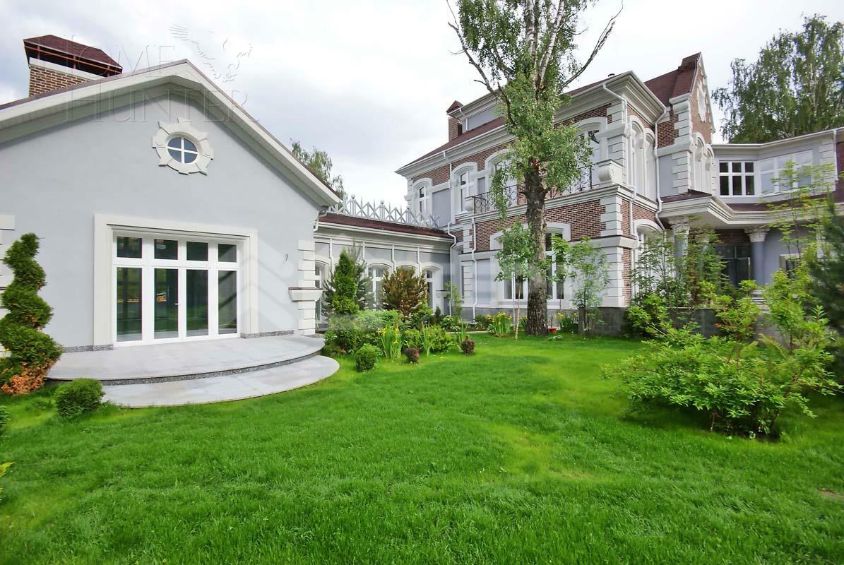 3-этажный коттедж 953 м² с отделкой