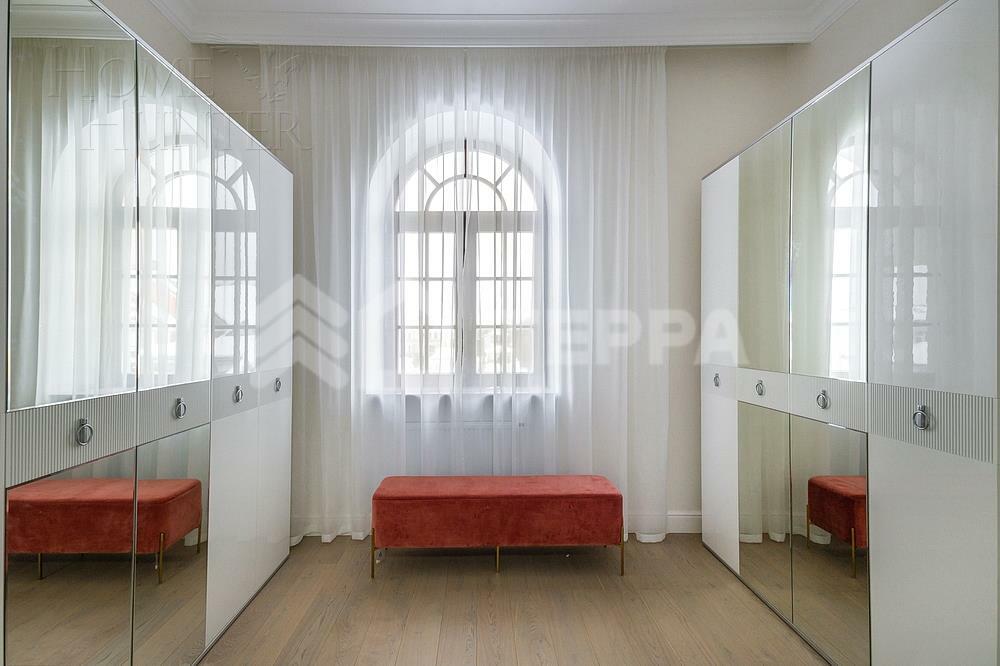 КОТТЕДЖ 380 м² с отделкой