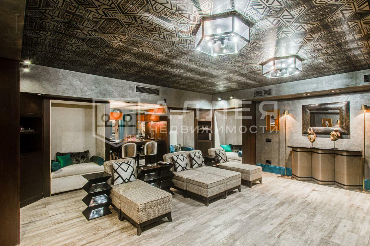 2-этажный коттедж 800 м² с отделкой