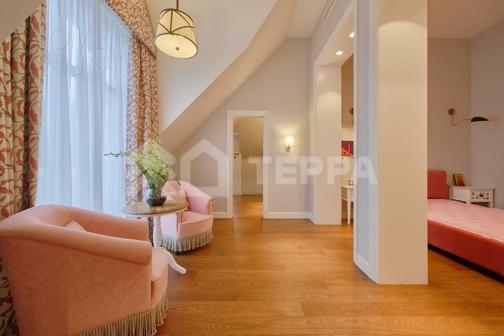 2-этажный коттедж 500 м² с отделкой