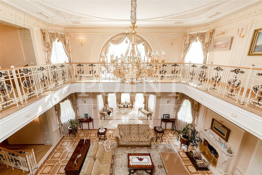 КОТТЕДЖ 2 000 м² с отделкой