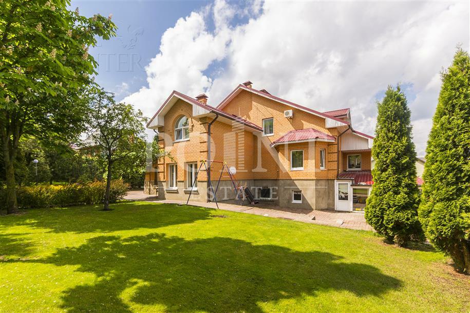 КОТТЕДЖ 650 м² с отделкой