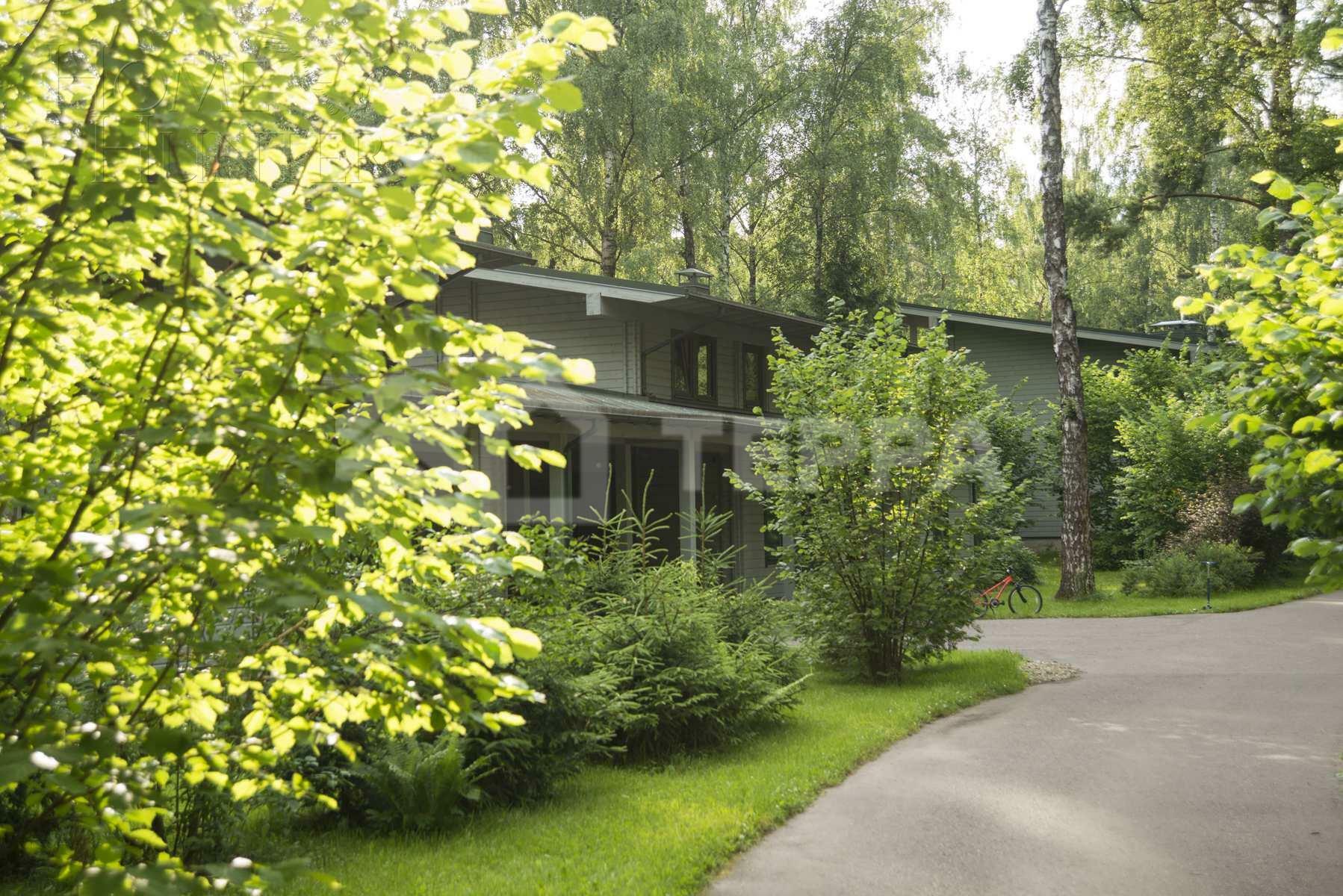 Участок 35 сот. в охраняемом поселке