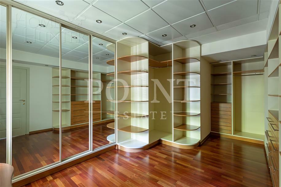 2-этажный коттедж 1 200 м² с отделкой