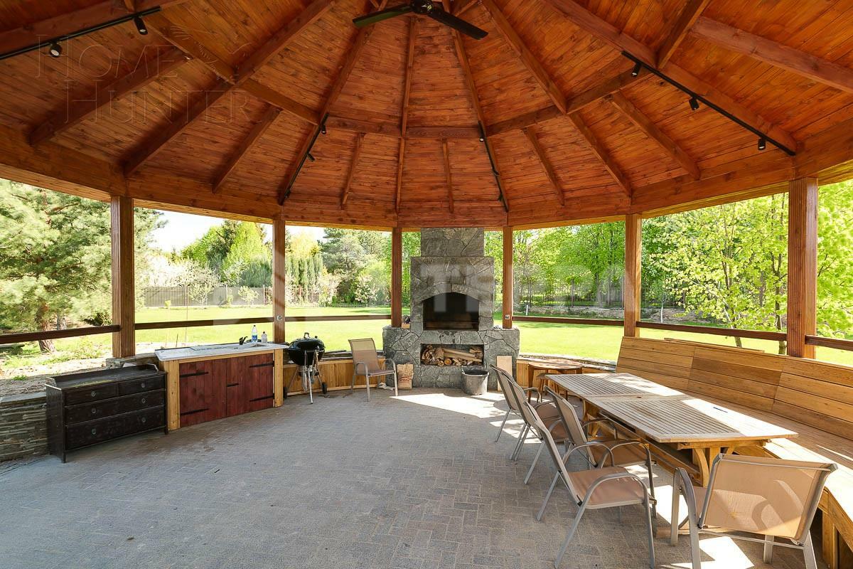 2-этажный коттедж 1 086 м² с отделкой