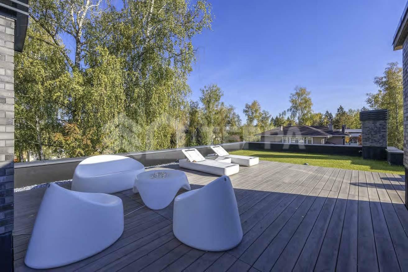 2-этажный коттедж 700 м² с отделкой