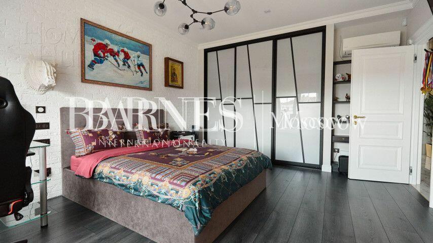 2-этажный коттедж 550 м² с отделкой