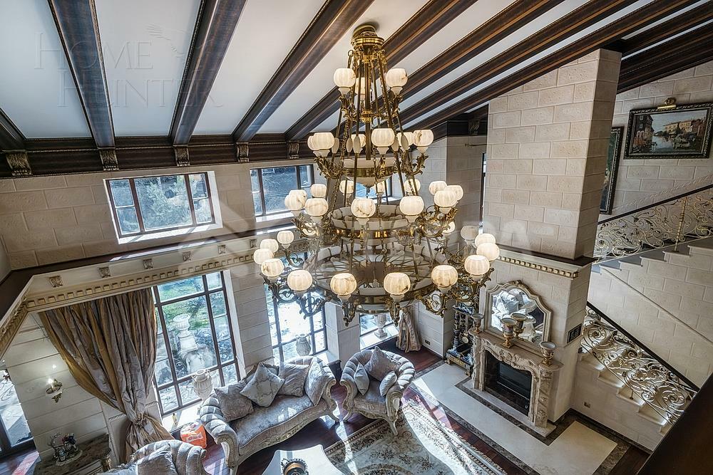 2-этажный коттедж 1 000 м² с отделкой