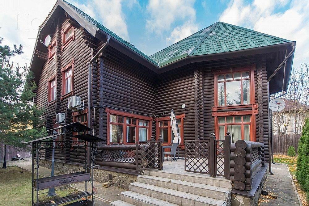 3-этажный коттедж 700 м² с отделкой