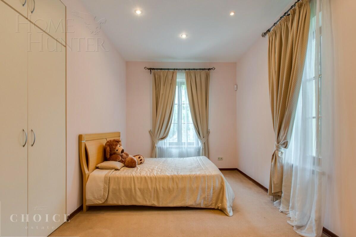 2-этажный коттедж 650 м² с отделкой