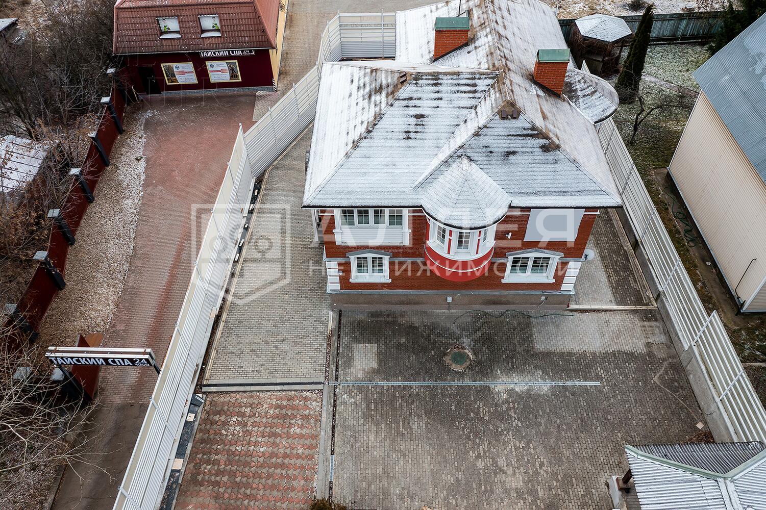 2-этажный коттедж 258 м² с отделкой