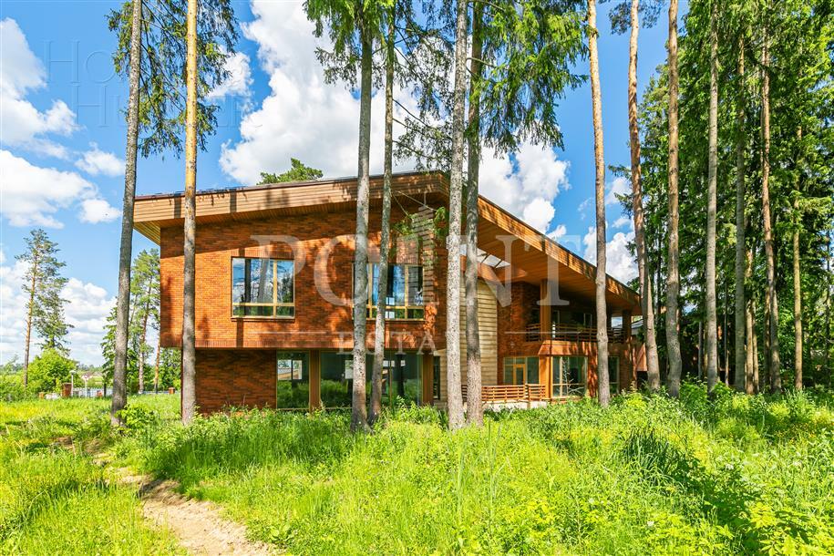 2-этажный коттедж 850 м² с отделкой