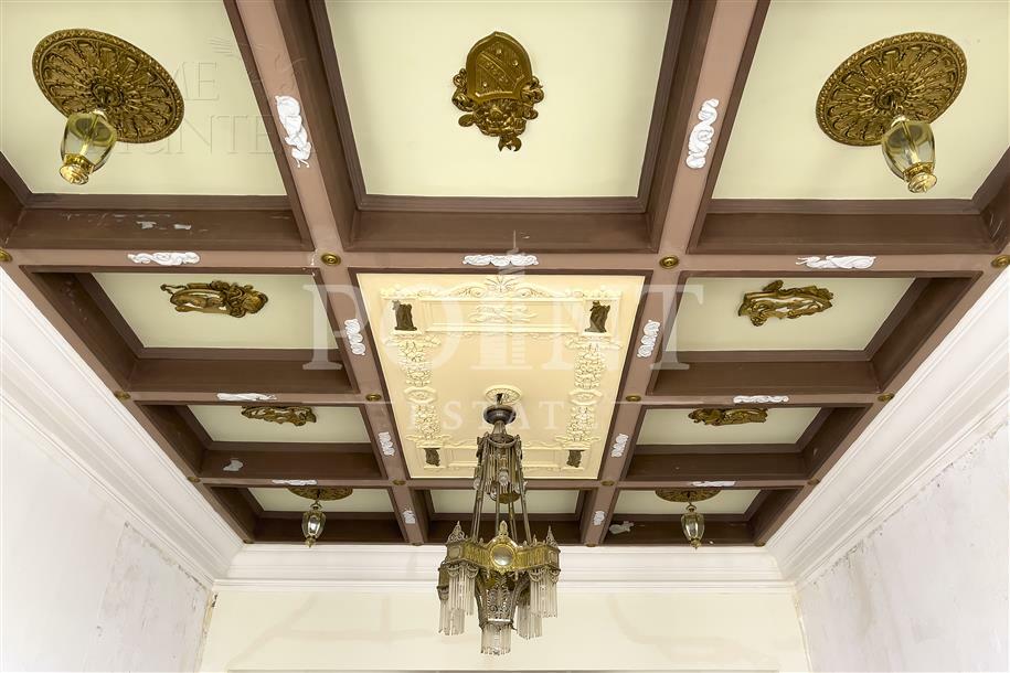 6-КОМН. КВАРТИРА С ОТДЕЛКОЙ 247.7 М² НА 4 ЭТАЖЕ