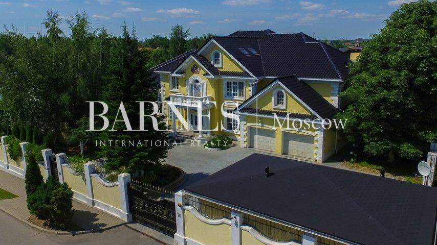 2-этажный коттедж 800 м² с отделкой