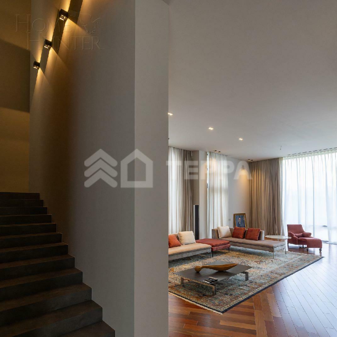 2-этажный коттедж 564 м² с отделкой