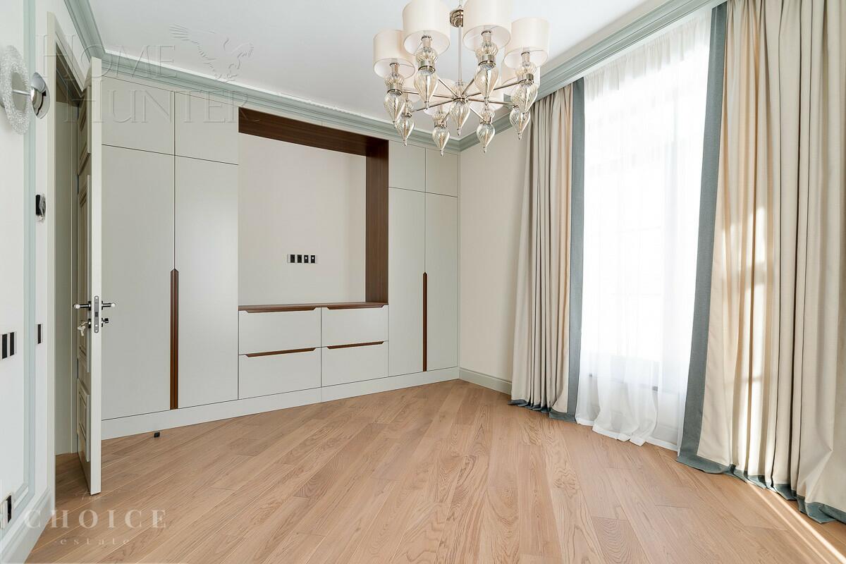 2-этажный коттедж 610 м² с отделкой