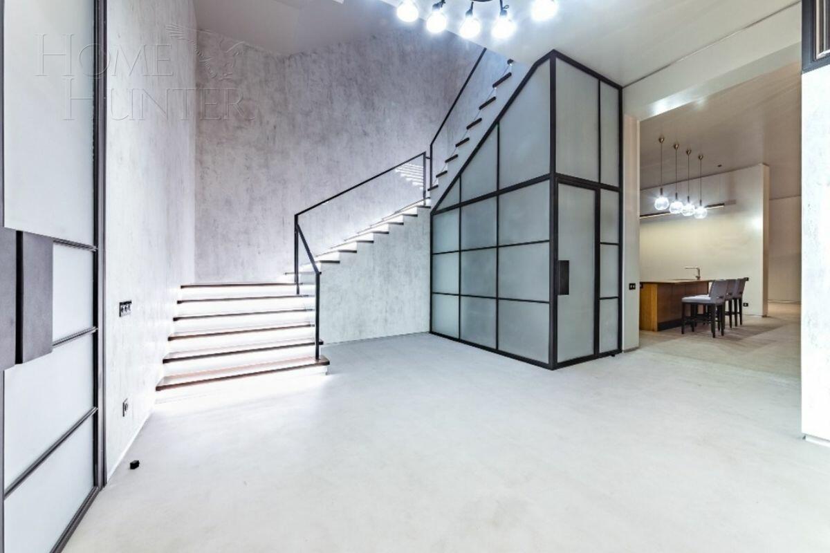 2-этажный коттедж 680 м² с отделкой