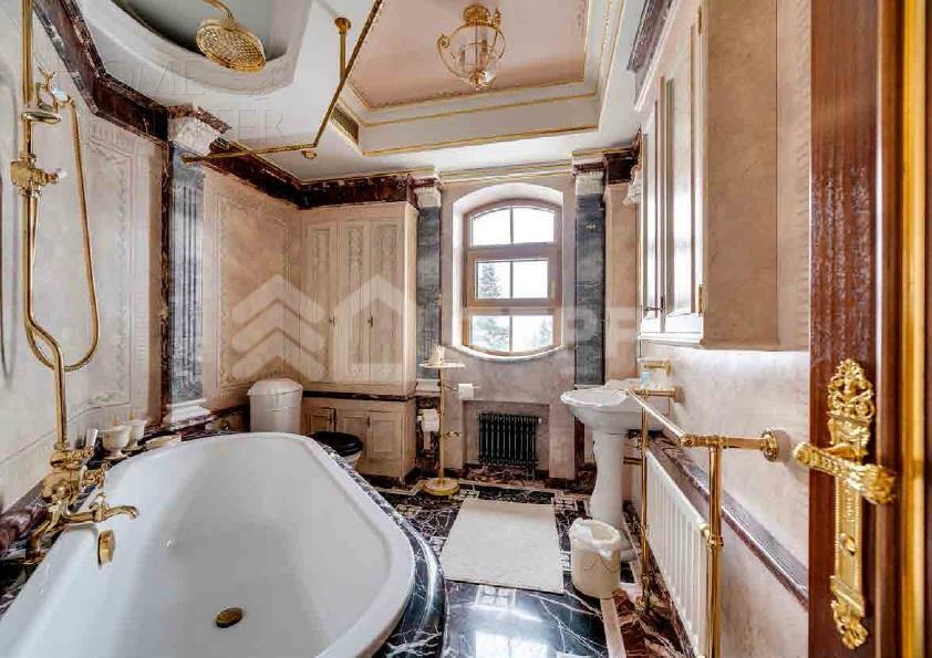 2-этажный коттедж 1 700 м² с отделкой