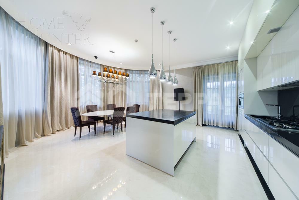 2-этажный коттедж 850 м² с отделкой