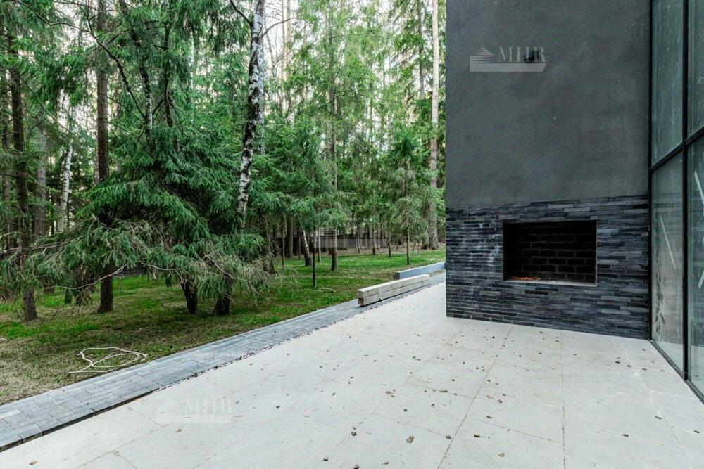 2-этажный коттедж 605 м² без отделки