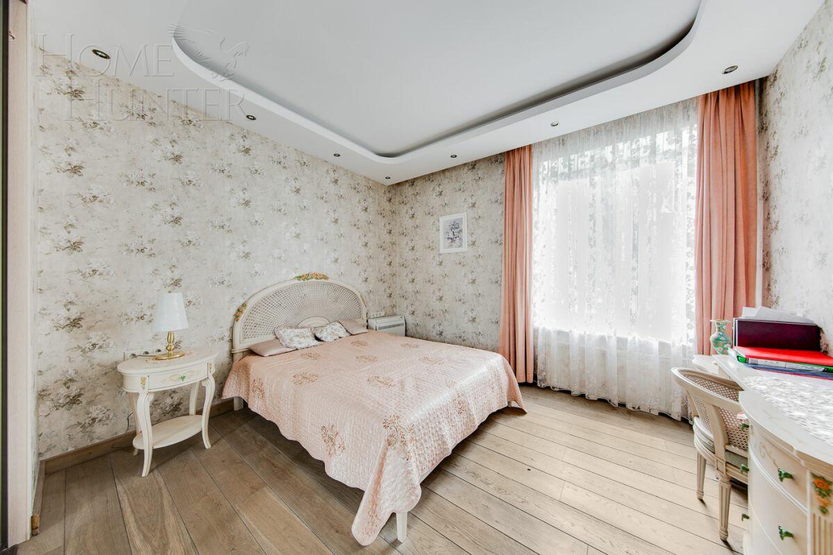 2-этажный коттедж 298 м² с отделкой