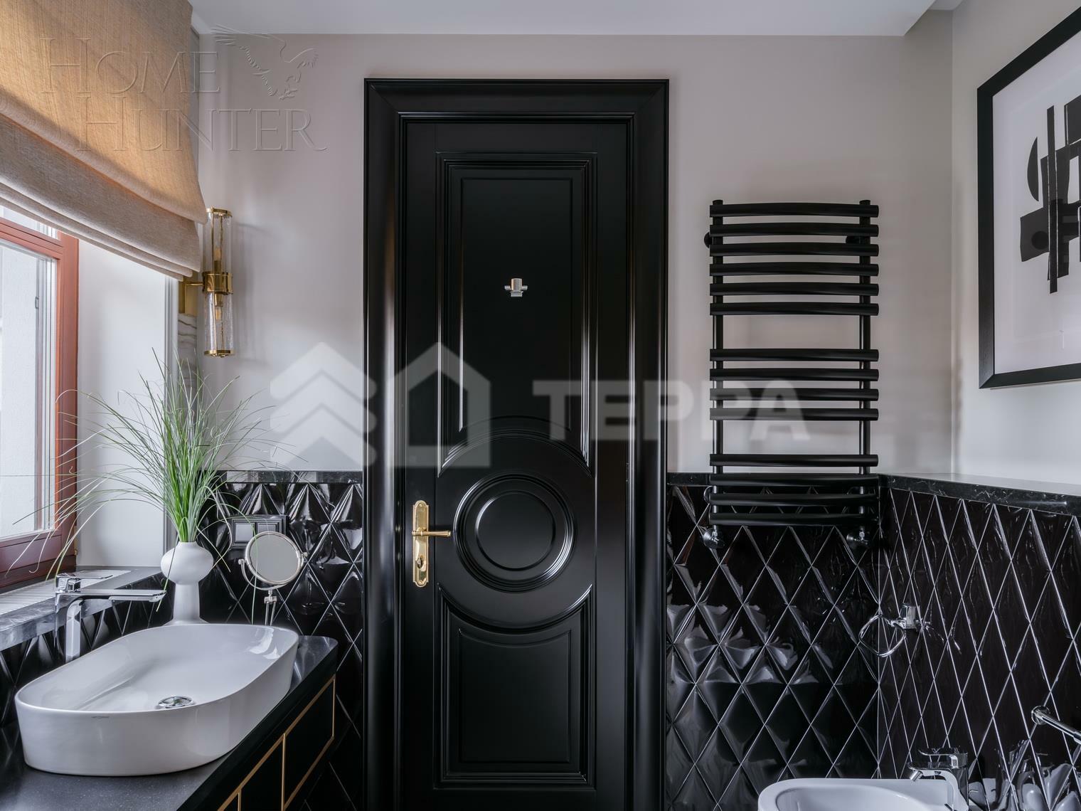 3-этажный коттедж 697 м² с отделкой