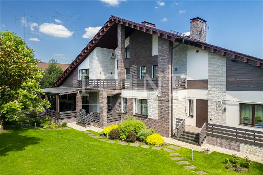 2-этажный коттедж 720 м² с отделкой