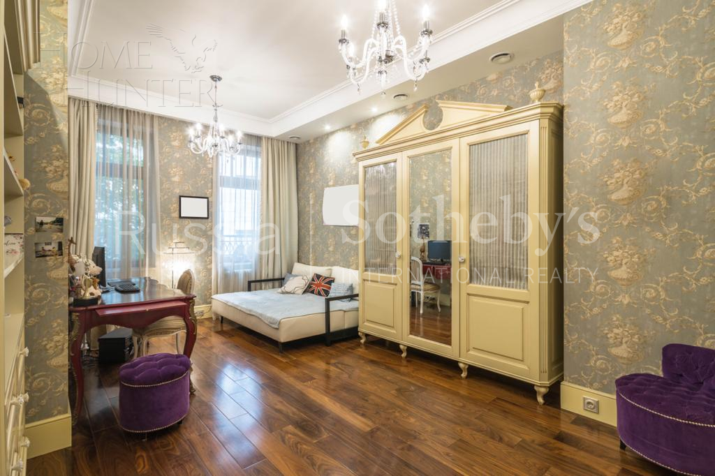 5-КОМН. КВАРТИРА С ОТДЕЛКОЙ 240 М² НА 3 ЭТАЖЕ