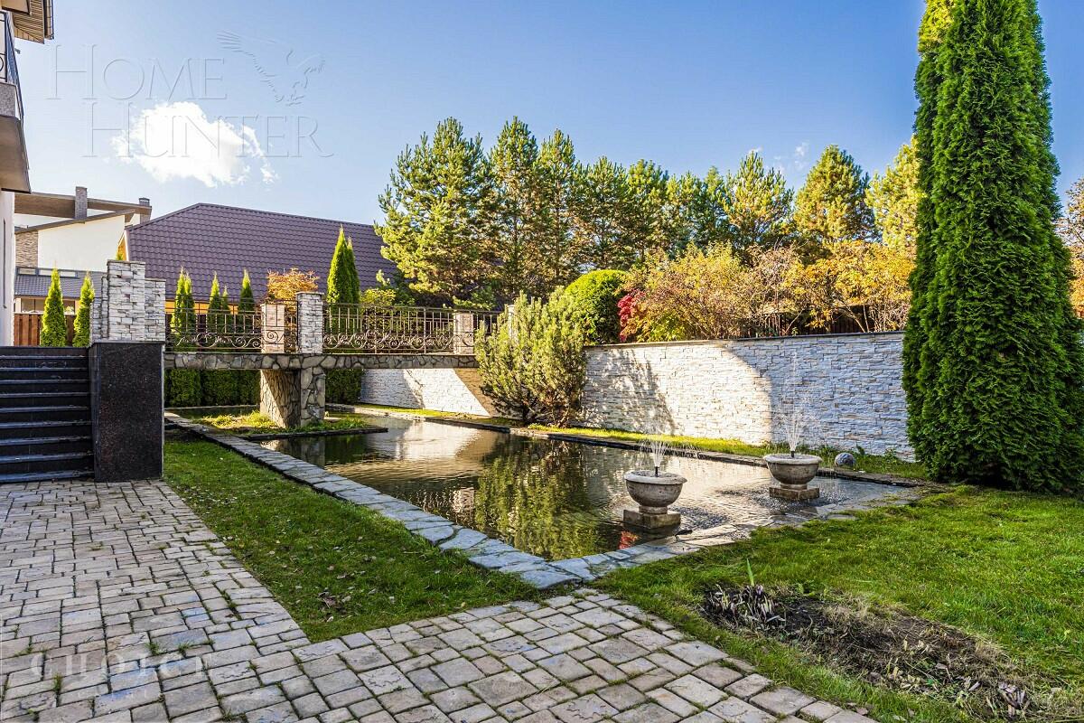 2-этажный коттедж 620 м² с отделкой