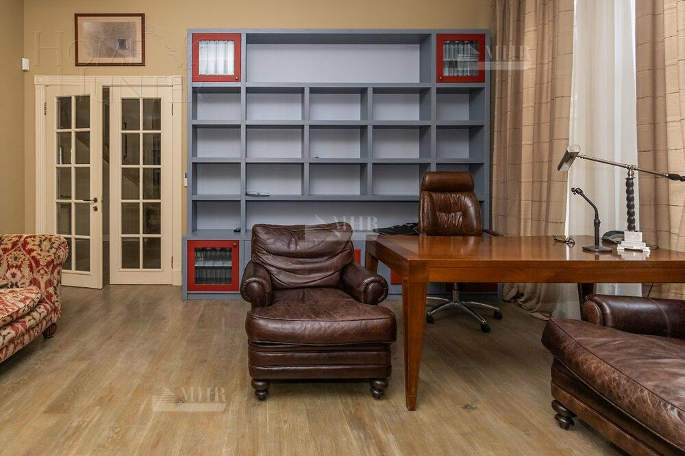 2-этажный коттедж 333 м² с отделкой