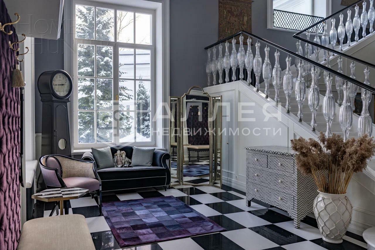 2-этажный коттедж 2 000 м² с отделкой