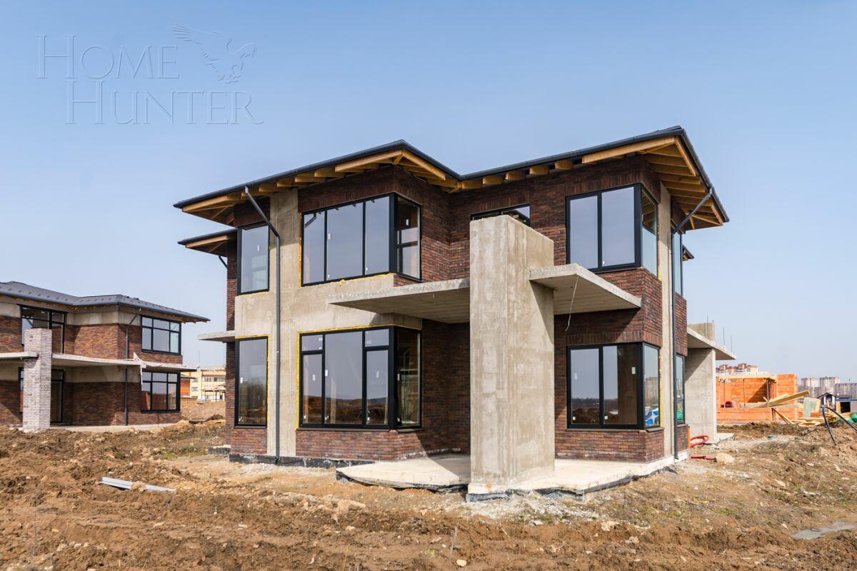 2-этажный коттедж 320 м² без отделки