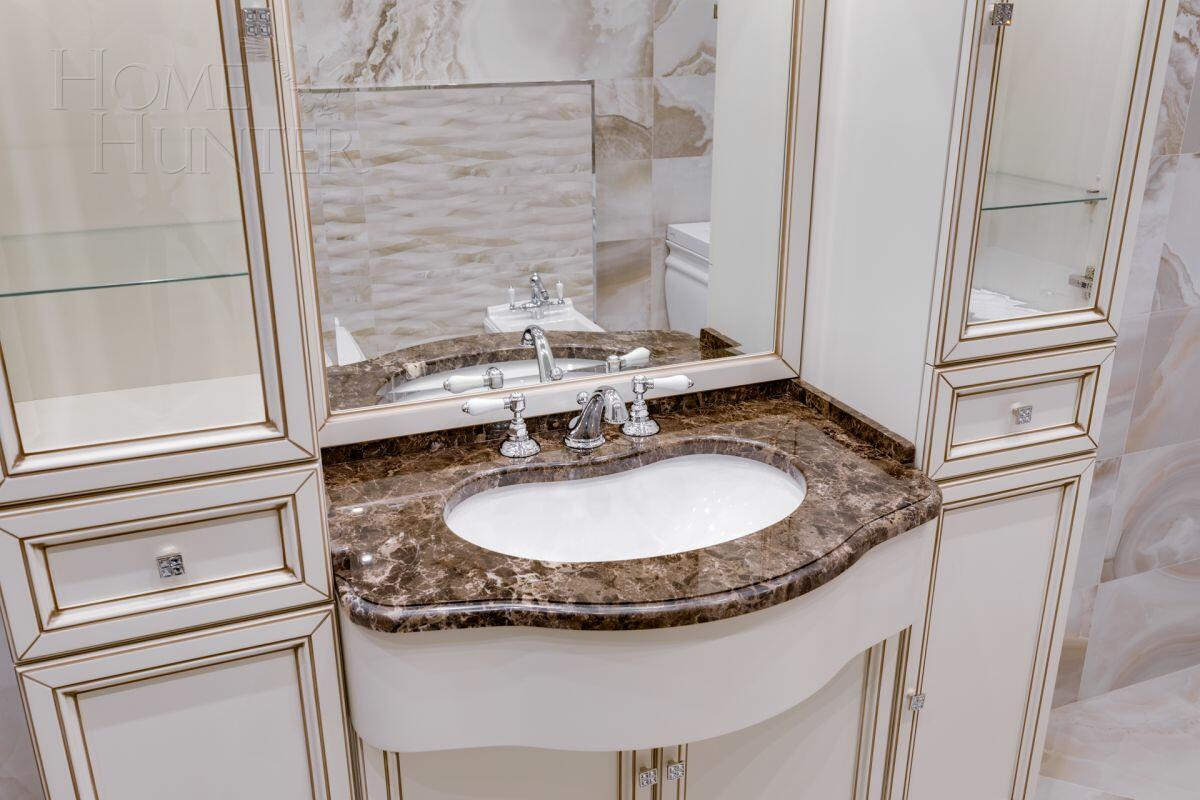 2-этажный коттедж 900 м² с отделкой