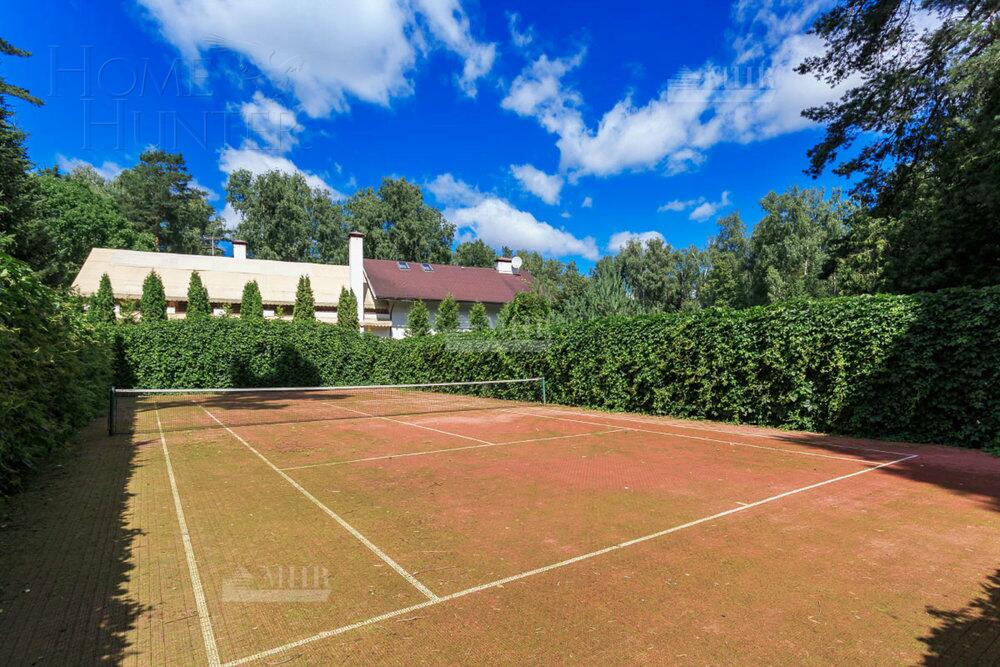 2-этажный коттедж 580 м² с отделкой