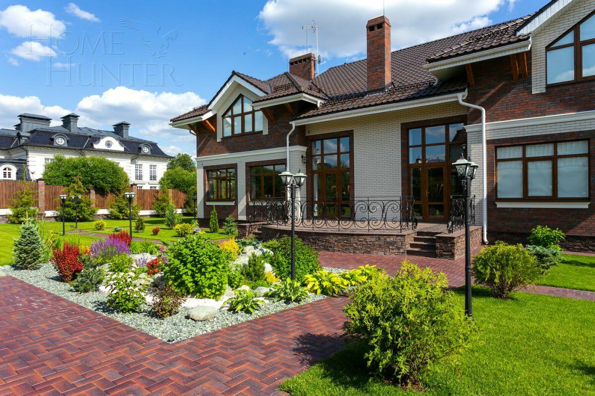 2-этажный коттедж 900 м² с отделкой