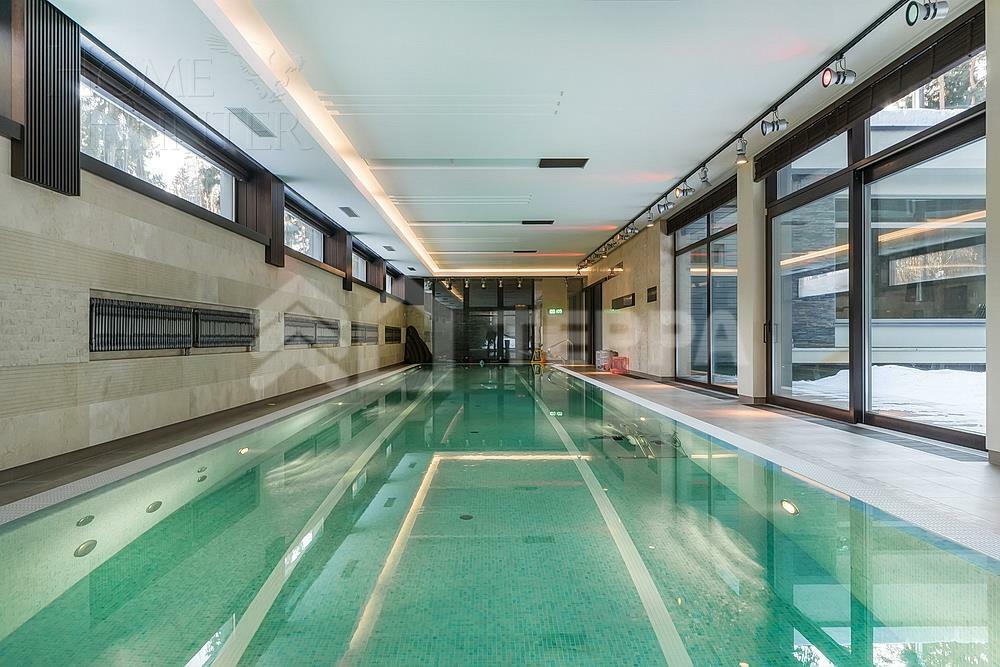 2-этажный коттедж 1 622 м² с отделкой