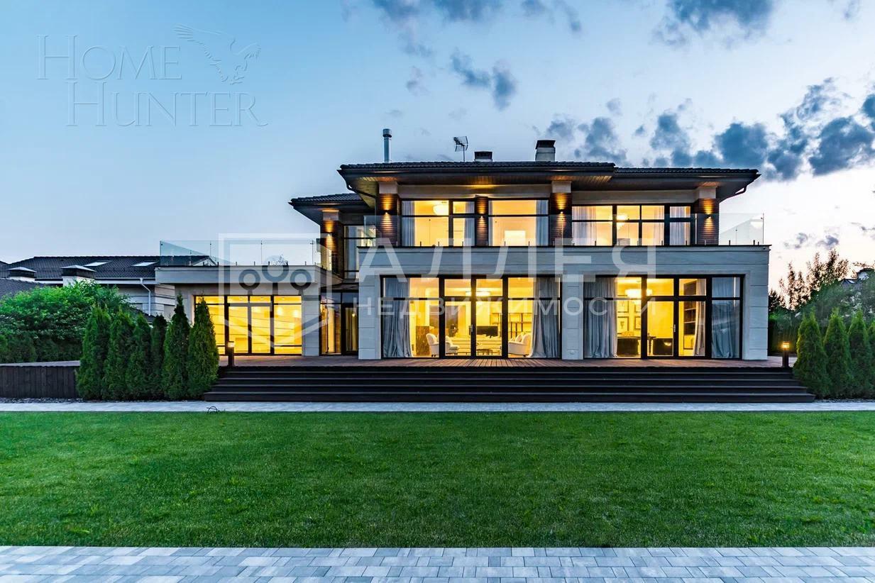 2-этажный коттедж 961 м² с отделкой