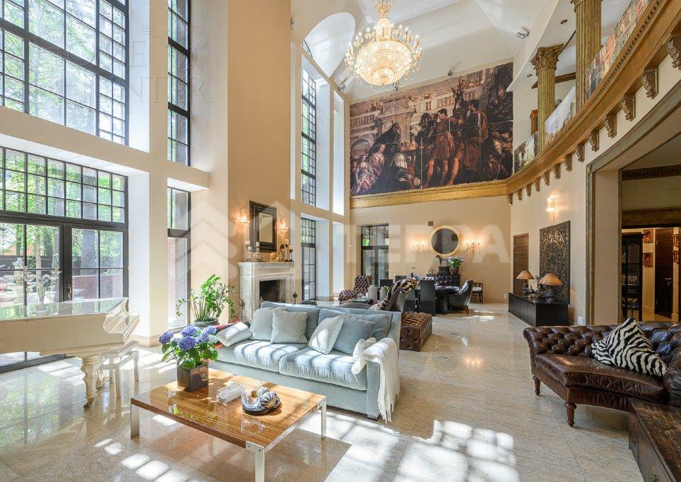 2-этажный коттедж 1 400 м² с отделкой