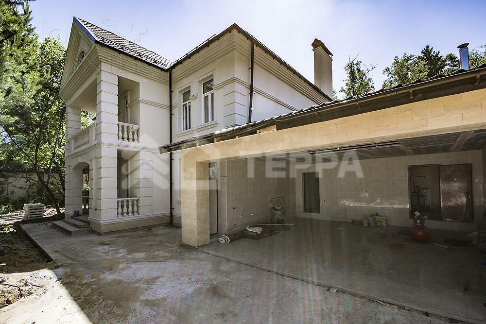 2-этажный коттедж 792 м² без отделки