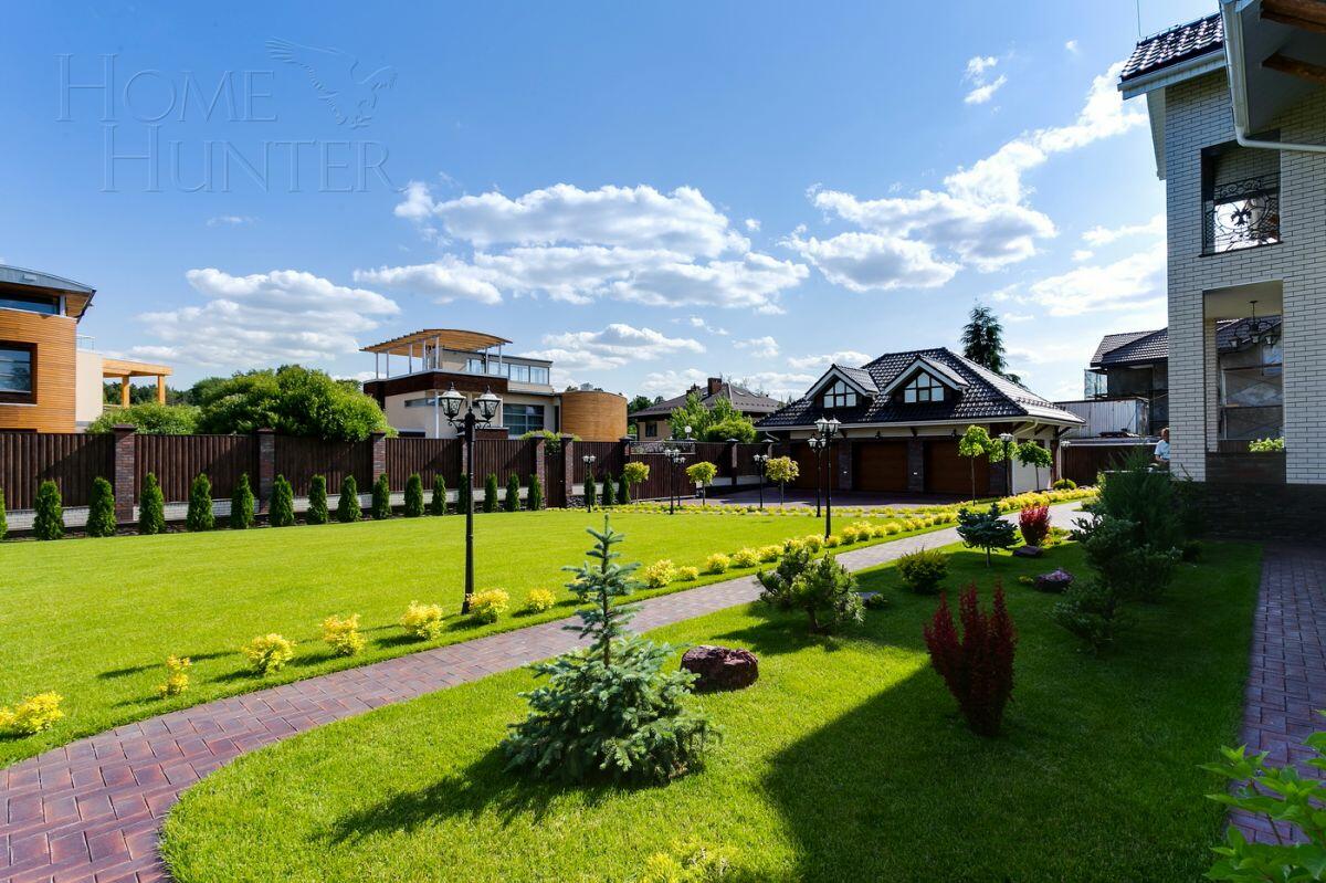 2-этажный коттедж 900 м² с отделкой