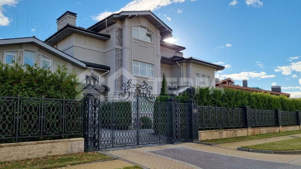 2-этажный коттедж 900 м² с отделкой