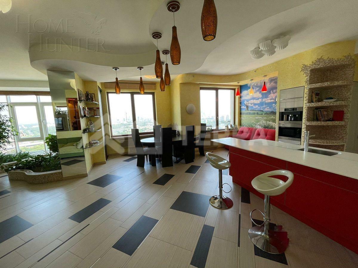 4-КОМН. КВАРТИРА С ОТДЕЛКОЙ 192 М² НА 21 ЭТАЖЕ