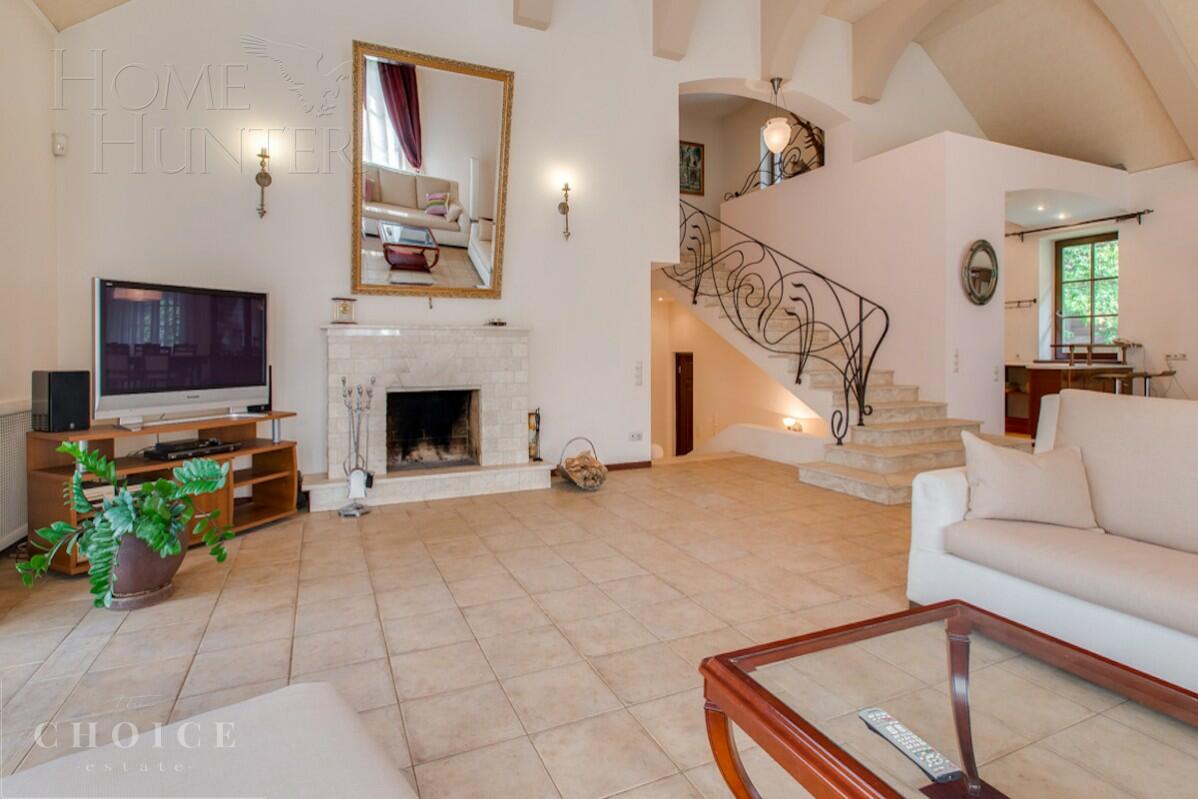 2-этажный коттедж 650 м² с отделкой