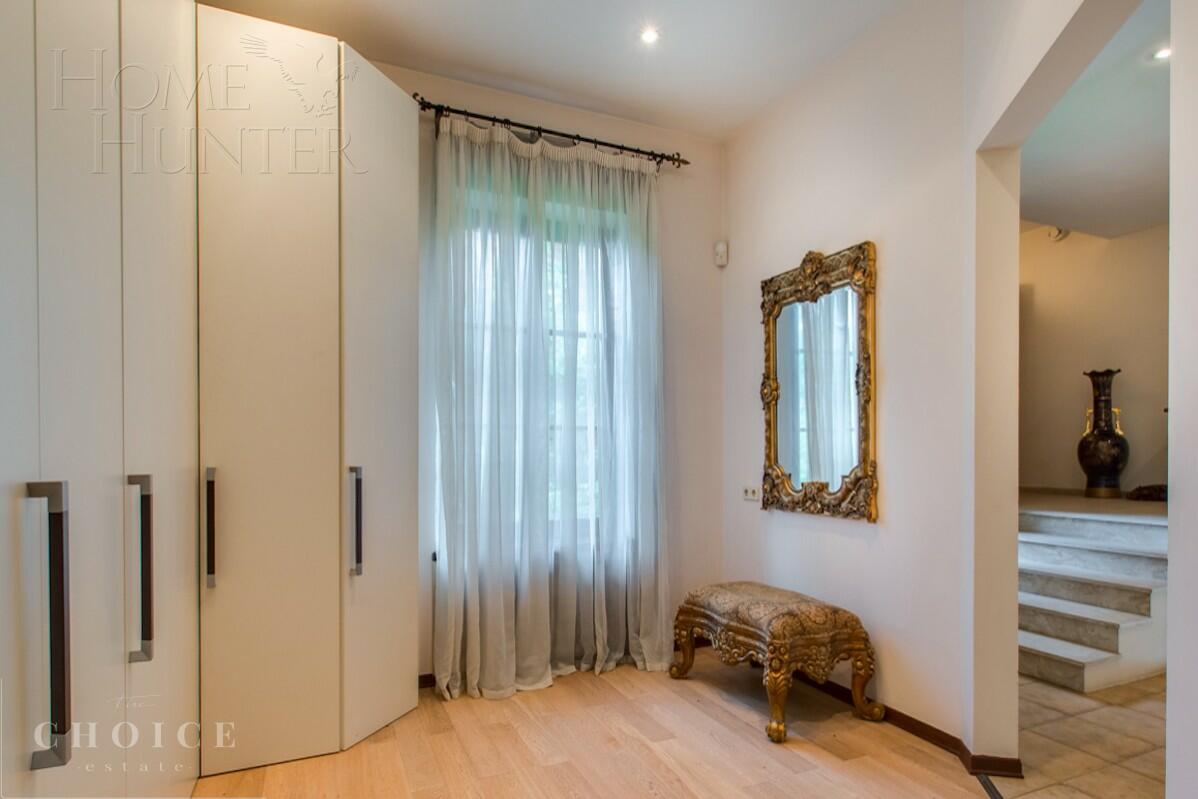 2-этажный коттедж 650 м² с отделкой